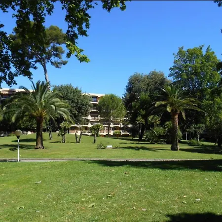 Magnifique F2 - 3 Piscines - 48 M2 Apartment *